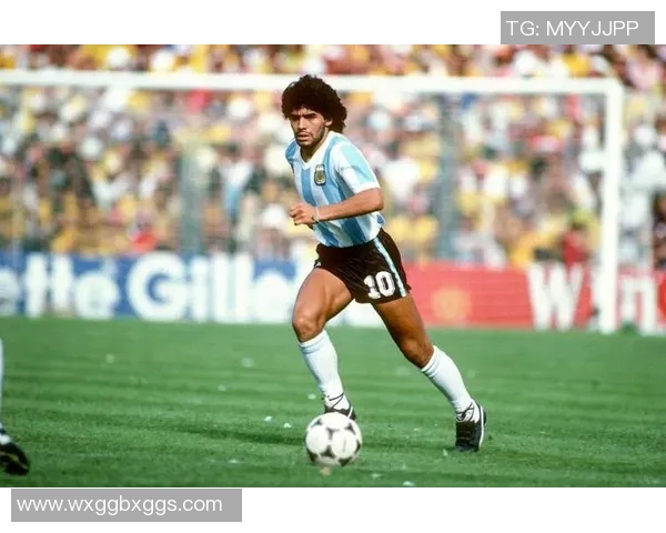 全球最高足球运动员身高揭秘与职业生涯成就分析